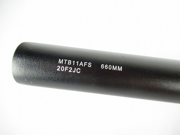 ライザーバーハンドル　ブラック　31.8mm/660mm