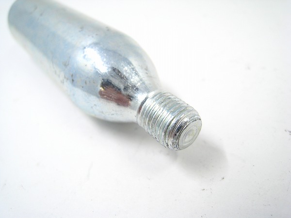 CO2ボンベ 16g ねじ切り