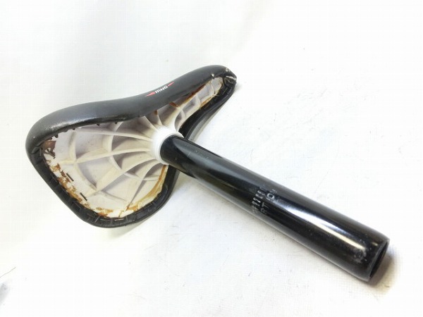 BMX用シートポスト一体型サドル φ27.2mm
