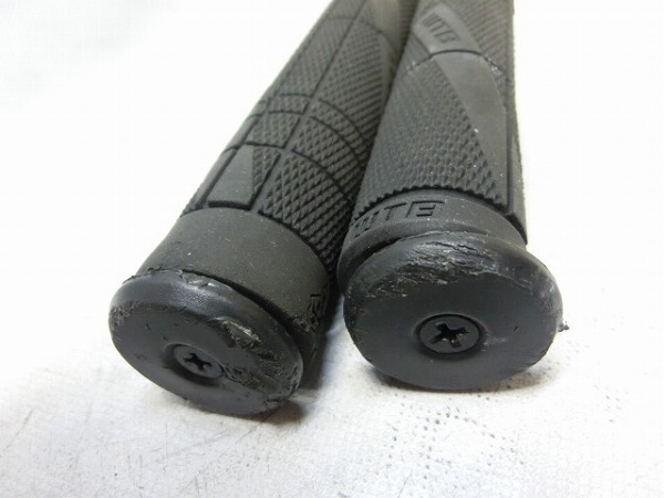 グリップ ブラック 140mm