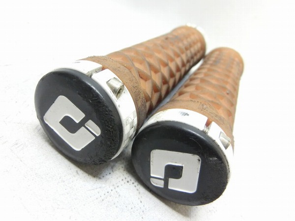 ロックオングリップ ブラウン 130mm