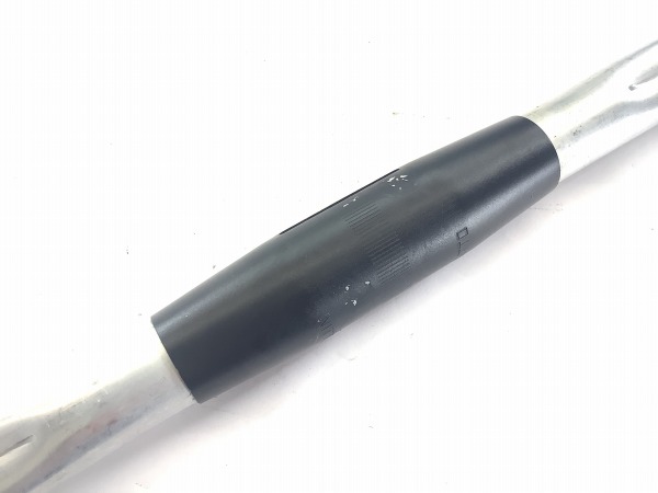 ドロップハンドル M101 約400mm（エンドC-C実測）/31.8mm ブラック/シルバー 