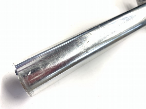 シートポスト シルバー 26.8/220mm