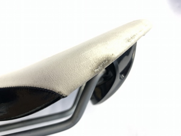 サドル ARDEA MANGANESEレール ※ICSキャップ欠品