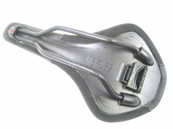 サドル ANTARES R7 S-ALLOYレール