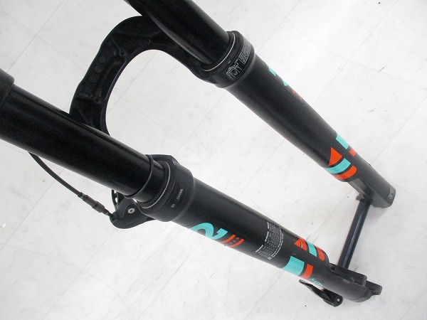 フロントサスペンション 32 STEP CAST 29er テーパーコラム 148mm