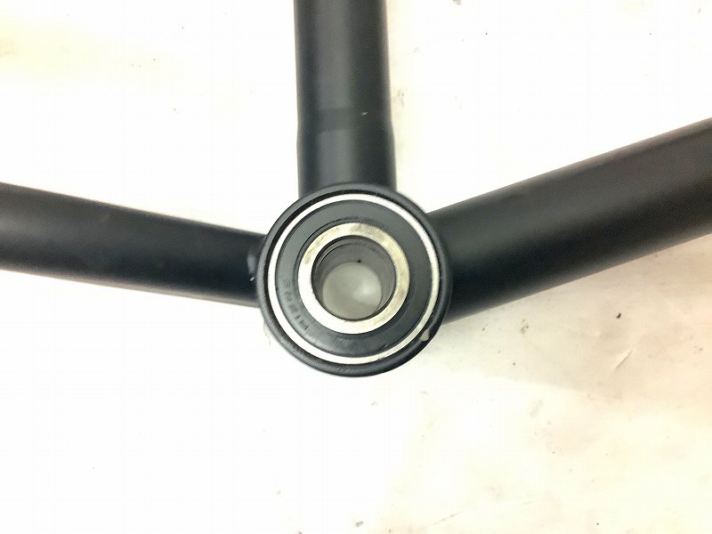 V-FRAME　Viki Gomezモデル
