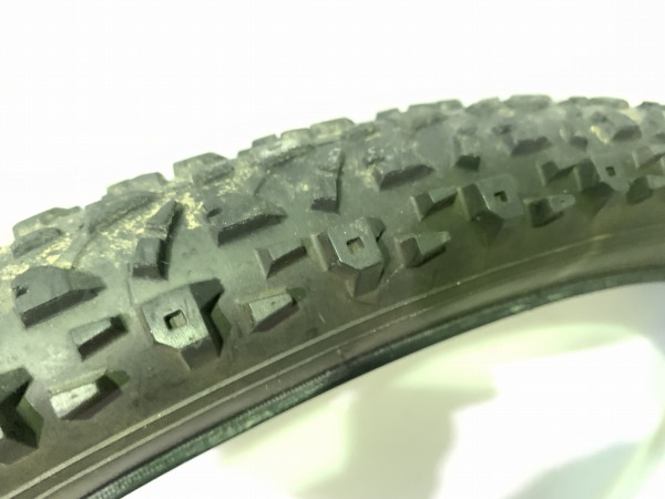 タイヤ 27.5x2.10