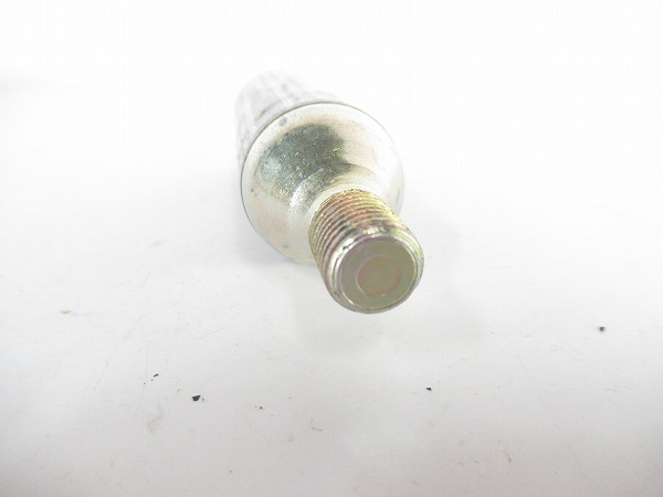 CO2ボンベ　16g　ねじ切りタイプ