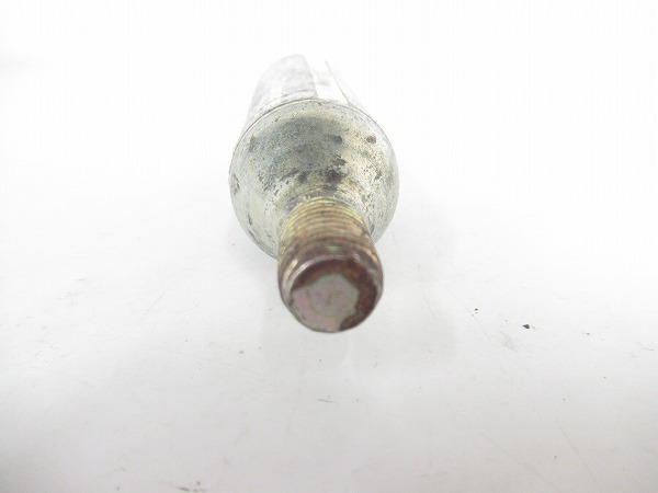 CO2ボンベ　16g　ねじ切りタイプ