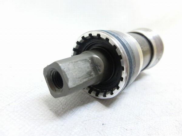 ボトムブラケット BB-UN300 JIS/68mm/110mm/スクエア
