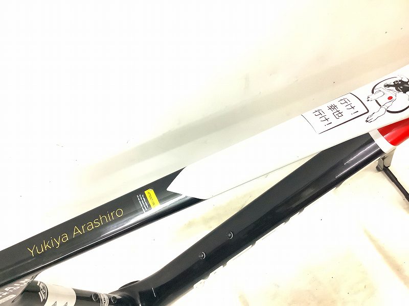 SCULTURA CF5  ナショナルチャンピオンカラー 新城幸也モデル