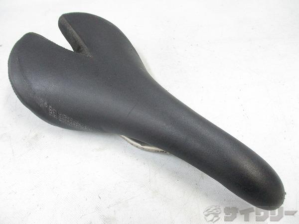 サドル RACE Hollowレール（スチール製） ブラック