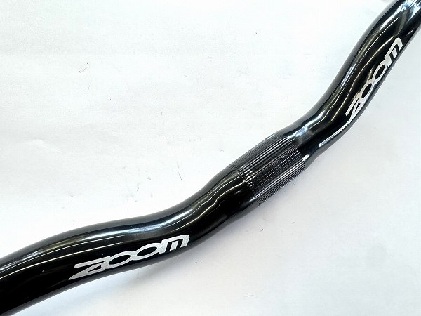 ハンドルバー 約560mm(実測）/25.4mm ブラック
