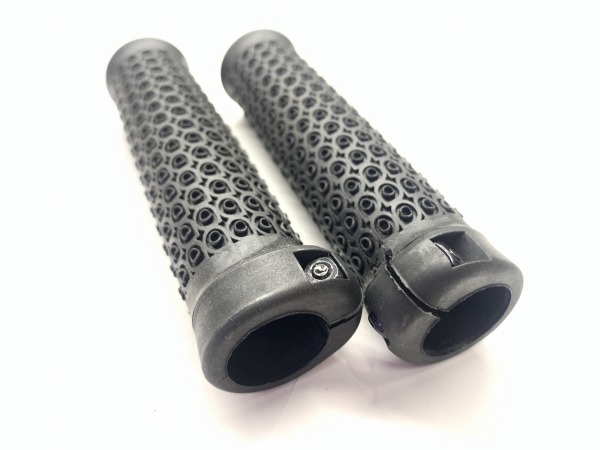 ロックオングリップ 約130mm(実測）