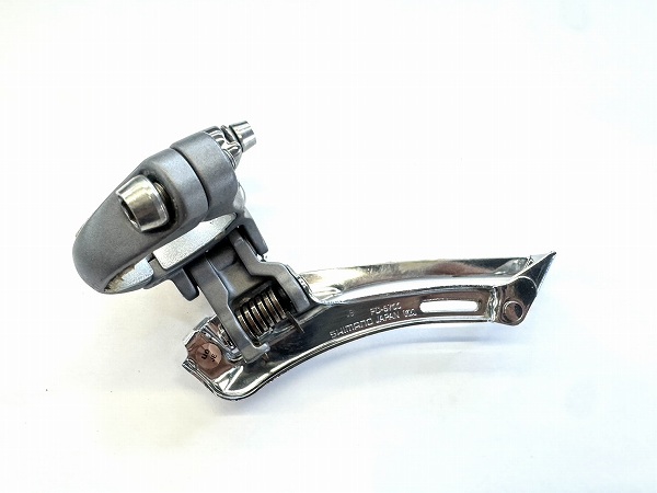 フロントディレイラー FD-5700 105 2s 28.6mm（シム）