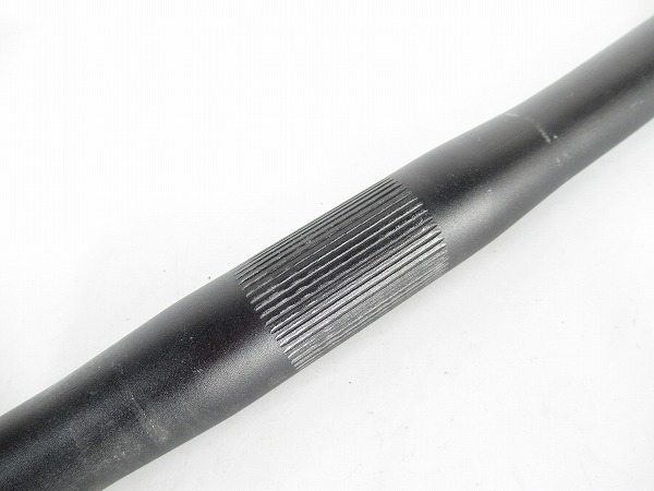 フラットバーハンドル　ブラック　25.4mm/563mm