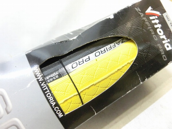 タイヤ ZAFFIRO PRO 700×23 イエロー