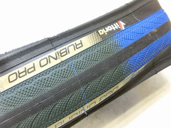 タイヤ RUBINO PRO 700×23 ブルー ※変色