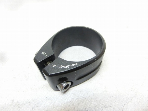 シートクランプ ブラック φ31.8mm