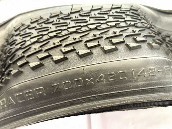 タイヤ TRACER PRO 700x42c