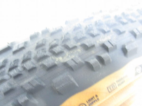 クリンチャータイヤ Rutland  （Tan） 700x38ｃ