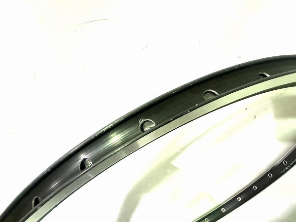 クリンチャーリム R390 20インチ(451) 451×13 32H