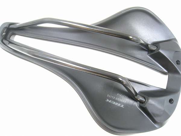 サドル AEOLUS ELITE ブラック 145mm