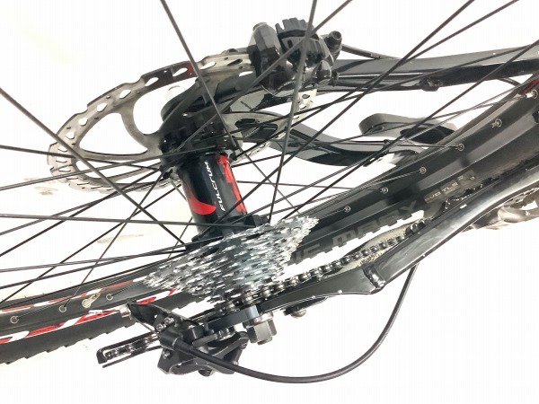 A-LINE Marzocchi Bomber 888 VF 搭載