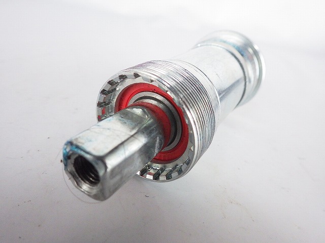 ボトムブラケット　BB-7420　JIS/68mm　スクエア　軸長：110.5mm