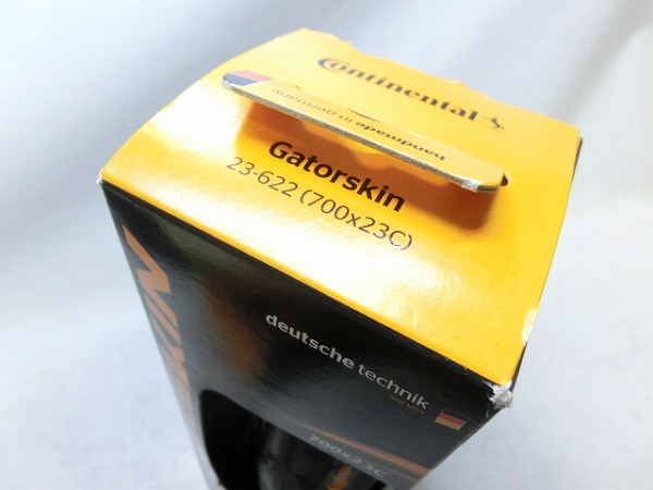 タイヤ GATORSKIN 700×23C