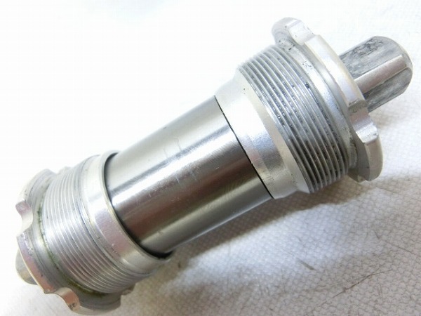 ボトムブラケット ITA/70mm/111mm/スクエア