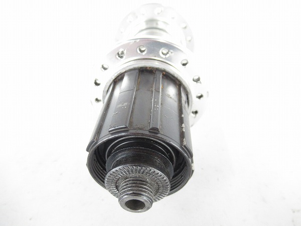 リアハブ　FH-M737　DeoreXT　135mm　シマノフリー（8-10s）