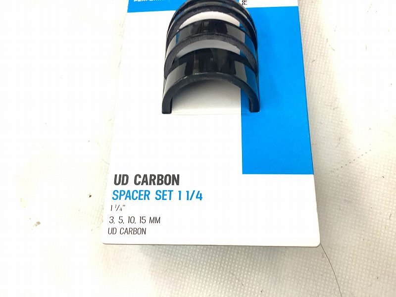 UDカーボンスペーサー 1-1/8インチ 4枚セット