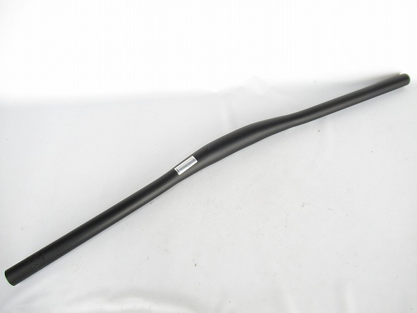 フラットバーハンドル　ブラック　31.8mm/680mm