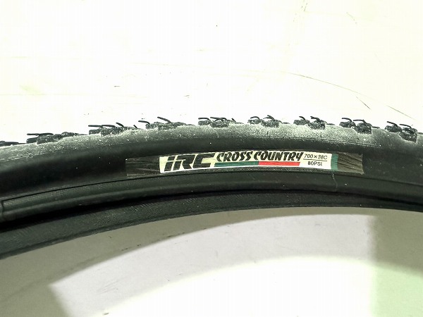 クリンチャータイヤ CROSS COUNTRY 700×38C