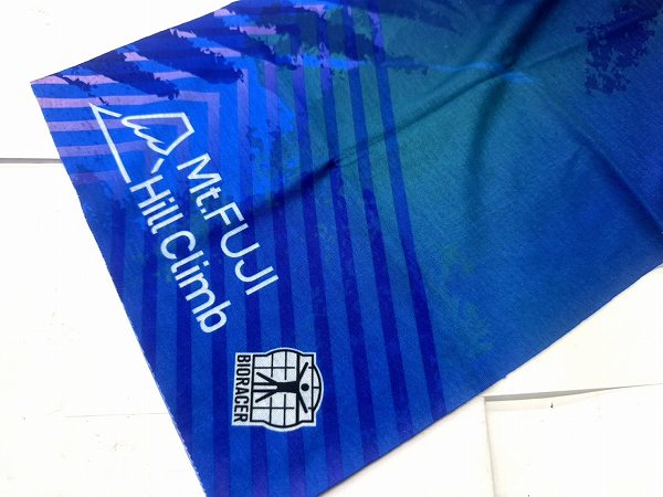 ネックカバー Mt.FUJI Hillclimb 約465mm×245mm（実測）
