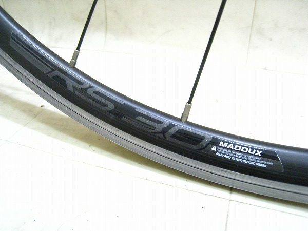 フロントホイール R3.0 700c 622x19c