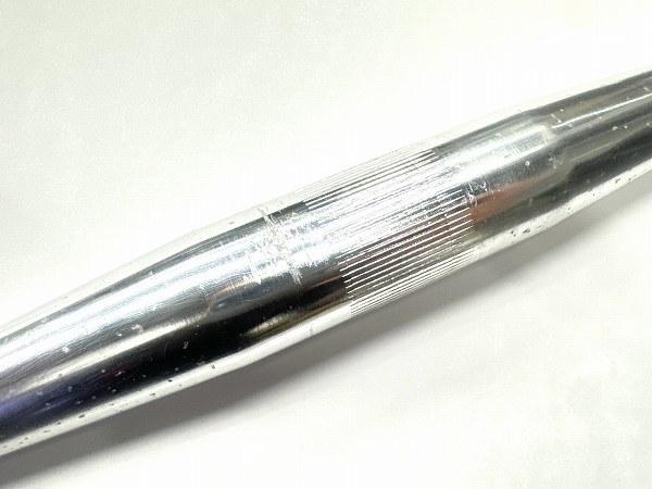 ハンドルバー 約467mm(実測）/31.8mm シルバー カットあり