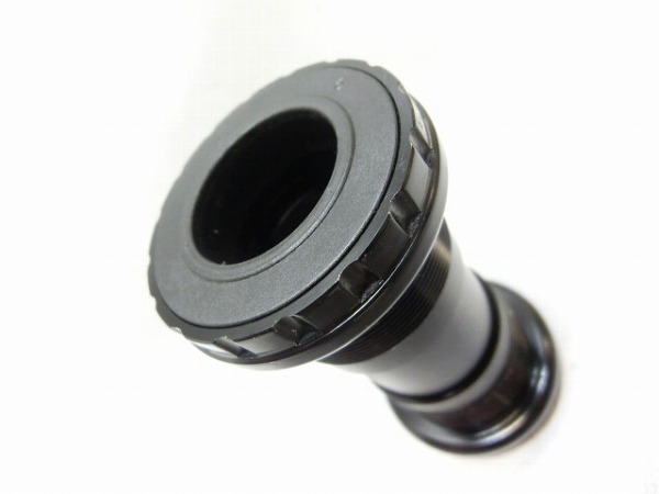 ボトムブラケット OUTBOARD JIS/68mm/φ24mm