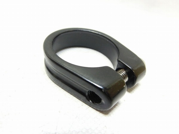 シートクランプ ブラック 31.8mm 