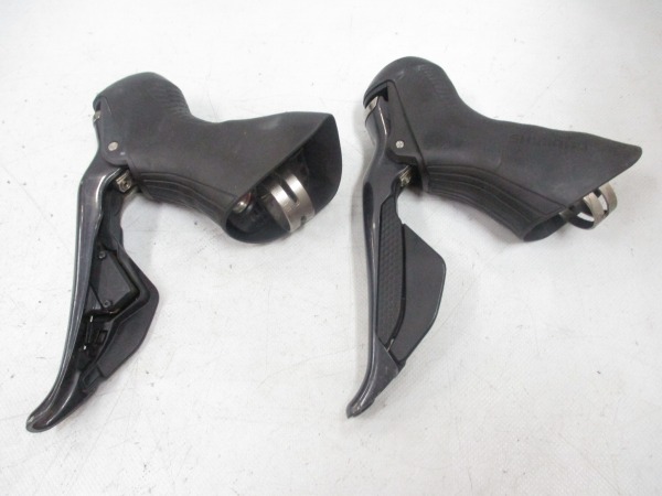 STIレバー Di2 ST-R8070 ULTEGRA 電動/油圧ブレーキ