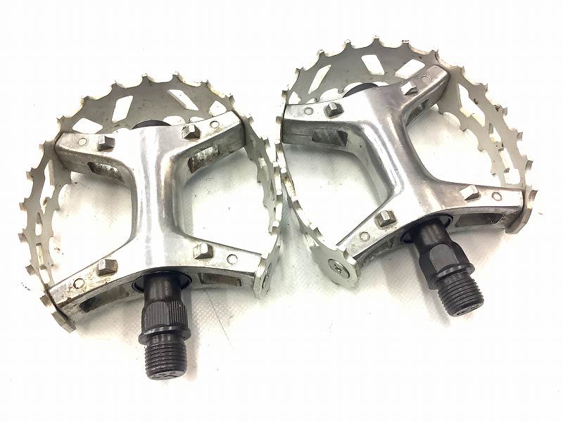 フラットペダル VP-747 Bear trap pedals