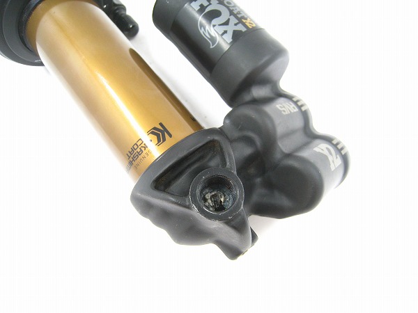 リアショック FLOAT X2 RSV FACTORY Trunnion 225mm