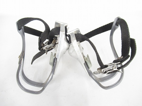 ペダル　PD-A550　トゥクリップ＆ストラップ付（一部破損）