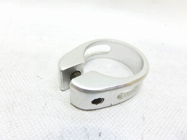 シートクランプ シルバー 31.8mm