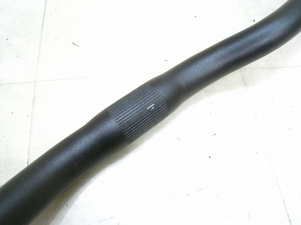 ライザーバー 600/25.4mm アルミ ブラック