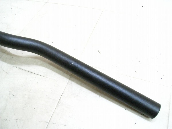 ライザーバー 600/25.4mm アルミ ブラック