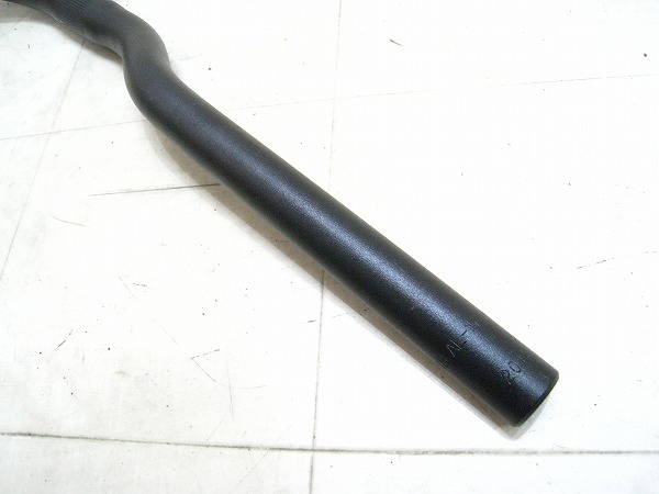 ライザーバー 600/25.4mm アルミ ブラック