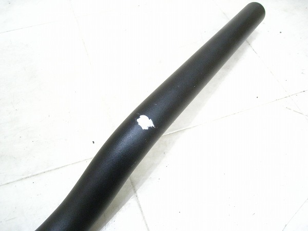 ライザーバー 600/25.4mm アルミ ブラック